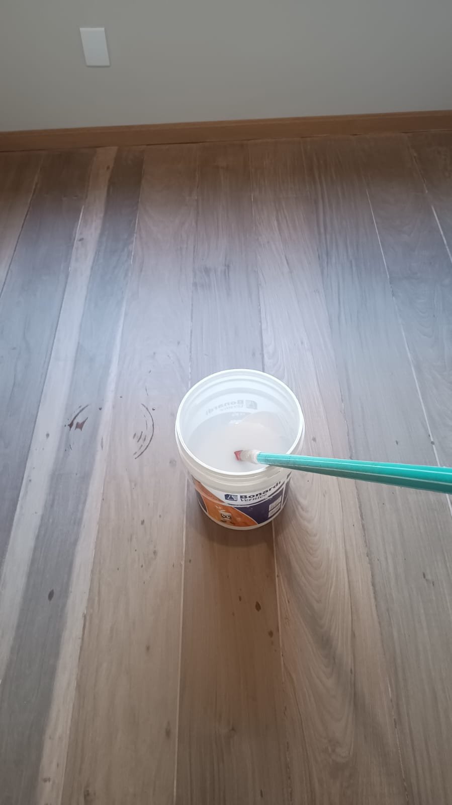 Raspagem sem pó para pisos